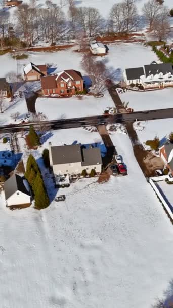 Tijdens Winter Prive Woningen Zijn Gelegen Een Rustige Woonwijk Van — Stockvideo