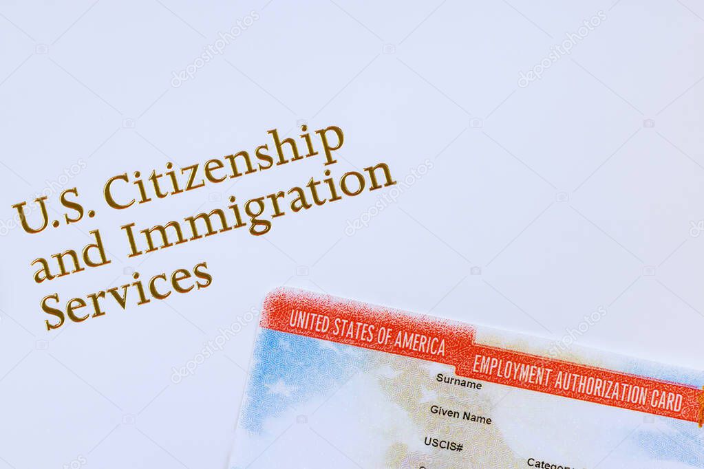 Ciudadanía y Servicios de Inmigración de Estados Unidos emite tarjetas