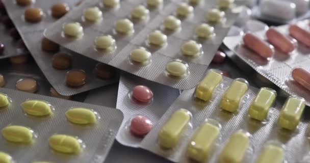 Dispensador Organizador Semanal Utiliza Para Distribución Píldoras Comprimidos Cápsulas Blister — Vídeos de Stock
