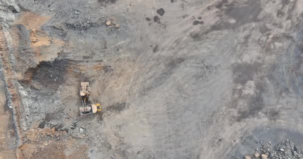Camión Volquete Minero Cantera Que Transporta Piedra Cantera — Vídeos de Stock