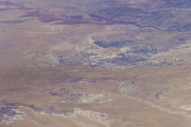 Yükseklikten, New Mexico çöllerinin panoramik manzarasından