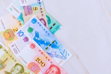 Çin ekonomisinde Çin yuan kağıdının çeşitli değerleri kullanılır.