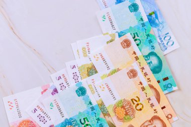 Çin Merkez Bankası Çin yuan banknotlarını çeşitli banknotlar halinde yayınladı