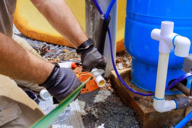 Su kuyusundan su sistemine tesisatçı tarafından bağlantı hizmeti kurulması