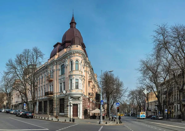 Odessa Ukrajina 2023 Historické Bytový Dům Centru Oděsy Ukrajina Slunném — Stock fotografie