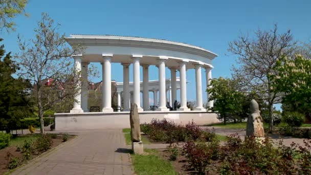 Chernomorsk Ucraina 2023 Colonnato Chernomorsk Regione Ucraina Odessa Una Soleggiata — Video Stock
