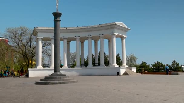 Chernomorsk Ucrania 2023 Colonnade Chernomorsk Región Odessa Ucrania Soleado Día — Vídeo de stock