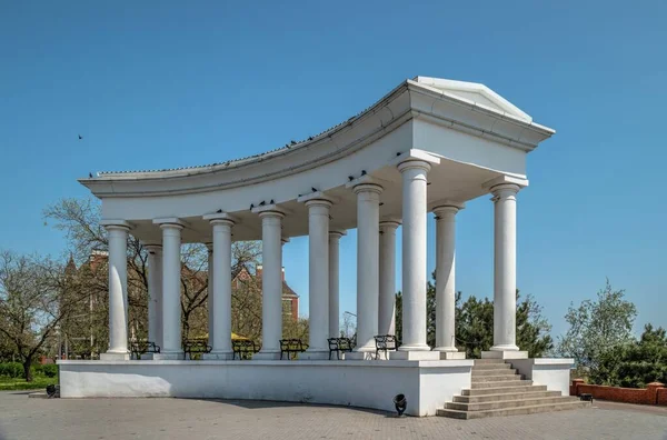 Chernomorsk Ucrania 2023 Colonnade Chernomorsk Región Odessa Ucrania Soleado Día — Foto de Stock