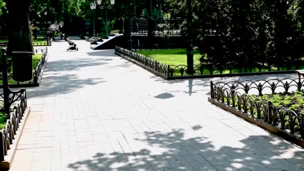 Odessa Oekraïne 2023 Stadspark Het Historische Centrum Van Odessa Oekraïne — Stockvideo