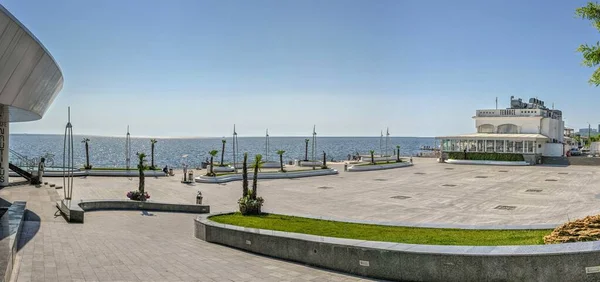 Odessa Ukrajina 2023 Nábřeží Pláže Lanzheron Oděse Ukrajina Slunečného Letního — Stock fotografie