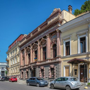 Odessa, Ukrayna 25.07.2023. Bilimadamları Evi 'nin tarihi binası, Kont Tolstoy' un mülkü, Odessa, Ukrayna 'daki bir Rus roketi tarafından hasar gördü.