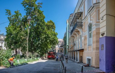 Odessa, Ukrayna 25.07.2023. Ukrayna 'nın Odessa kentindeki UNESCO tarafından korunan tarihi merkezdeki bir Rus roket binası hasar gördü
