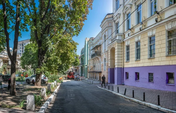 Odessa, Ukrayna 25.07.2023. Ukrayna 'nın Odessa kentindeki UNESCO tarafından korunan tarihi merkezdeki bir Rus roket binası hasar gördü