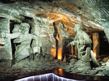 Wieliczka, Polonya: Tuz madenlerinden çeşitli resimler