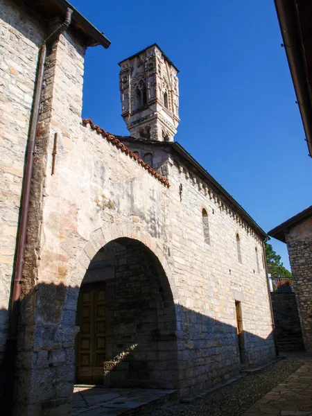 Ossuccio Italien Sjönära Och Historiska Byggnader Den Berömda Staden — Stockfoto