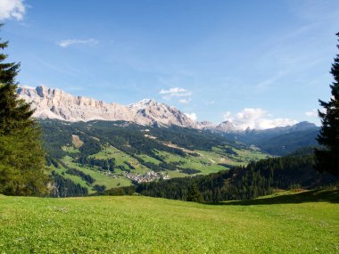 Dolomitler, İtalya: San Cassiano yakınlarındaki 
