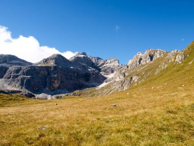 Dolomitler, İtalya: San Cassiano yakınlarındaki 