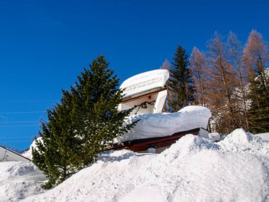 Valle Bedretto, İsviçre: Vadinin karlı kış manzarası.