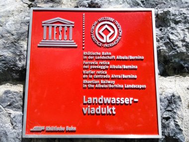 Filisur, İsviçre - 5 Temmuz 2018: Albula Vadisi 'ndeki Rhaetian Demiryolu Viyana' sı