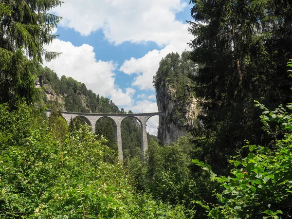 Filisur Sviçre Temmuz 2018 Albula Vadisi Ndeki Rhaetian Demiryolu Viyana — Stok fotoğraf