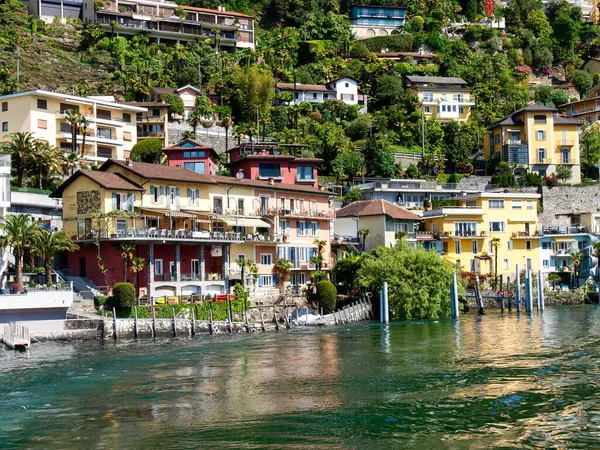 Porto Ronco Svizzera Caratteristico Borgo Sulle Sponde Del Lago Maggiore — Foto Stock