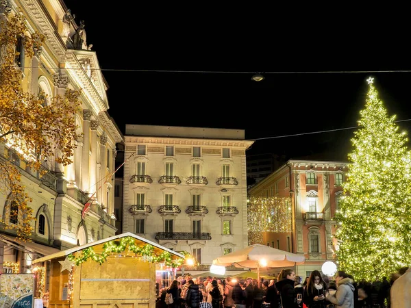 Lugano Svizzera Luogo Riforma Con Albero Natale Illuminato Palazzo Municipale — Foto Stock