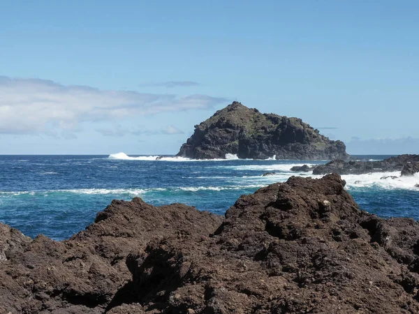 Garichico, İspanya: Lav kayalarından oluşan kıyı manzarası
