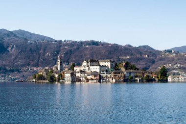 Orta San Giulio, İtalya: Orta göl kıyısının doğu kıyısında yer alan bir köy