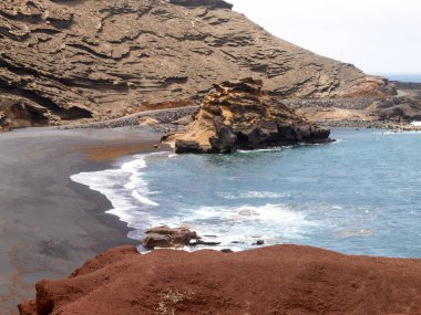 Lanzarote, İspanya, El Golfo plajı, Lanzarote 'un güneybatı kıyısında..