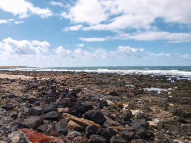Lanzarote, İspanya: Adanın kuzey kesimindeki Famara köyü
