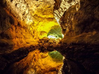 Lanzarote, İspanya: Cueva De Los Verdes, lav kanalını ziyaret edin