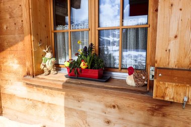 Lenzerheide, İsviçre: Ahşap kulübe penceresi