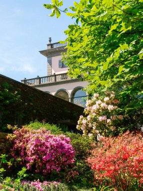 Brissago, İsviçre: Çiçekli ve doğal parklı botanik adası