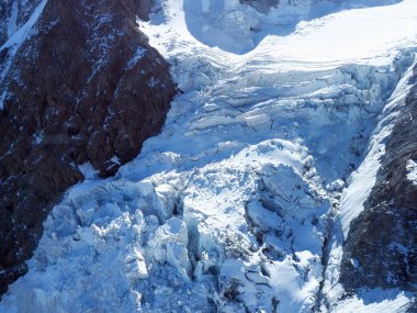 Zermatt, Switzerland: Matterhorn Glacier Paradise, reaches to a peak of 3883m