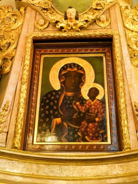 Torun, Polonya - 6 Ağustos 2018: Gotik tarzda katedral