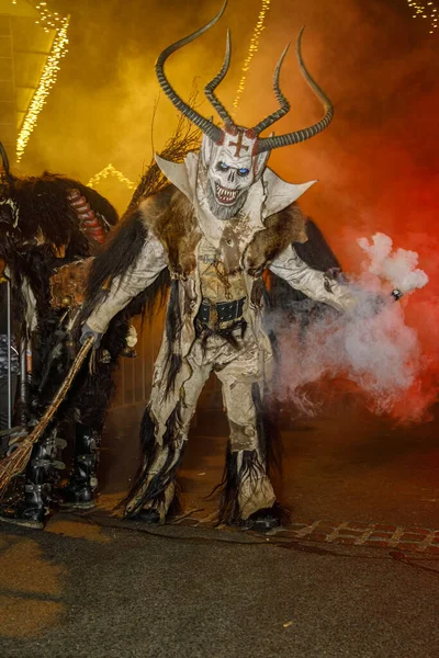 Podkoren Slovenija November 25Th 2022 Unidentified Man Wears Krampus Devil — Stock Photo, Image