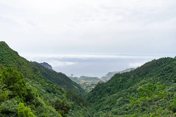 Madeira Holiday Summer Trip Vacation Tourism Mountains Sunny Day Green — Fotografia de Stock