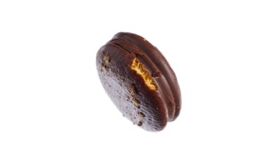 Beyaz arka planda izole edilmiş çikolatalı çikolatalı pasta. Çikolatalı kek. Çikolatalı kurabiye. Yüksek kalite fotoğraf. Yüksek kalite fotoğraf