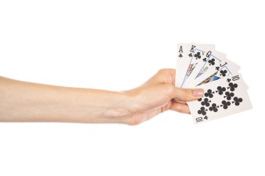 Beyaz arkaplanda el ele oynanan kartlar. Yüksek kalite fotoğraf