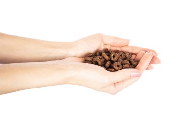 Çikolata halkaları eldir. Hızlı kahvaltı. Beyaz arka planda izole edilmiş. Yüksek kalite fotoğraf