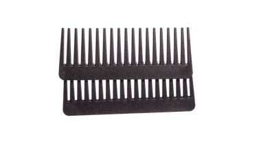 Beyaz arka planda izole edilmiş profesyonel saç tarağı. Saç fırçası izole edilmiş. - Evet. Yüksek kalite fotoğraf