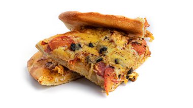 Beyaz arka planda izole edilmiş pizza. Yüksek kalite fotoğraf