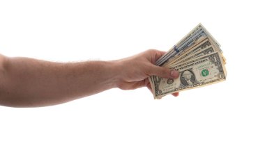 Bir el ileri uzanıyor, çeşitli banknotlarda birden fazla para tutuyor. Ayarlar minimalistik, para verme eylemine odaklanıyor..