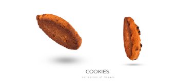 Beyaz arka planda izole edilmiş çikolata parçalı kurabiyeler, yiyecek havalanması. Yüksek kalite fotoğraf