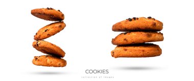 Beyaz arka planda izole edilmiş çikolata parçalı kurabiyeler, yiyecek havalanması. Yüksek kalite fotoğraf