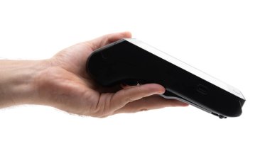 Bir el, minimalist bir tasarıma sahip bir el bilgisayarı tutuyor. Bireyler bir oyun oturumuna hazırlanıyor ya da favori oyunlarıyla rahatlama anının tadını çıkarıyor olabilirler..