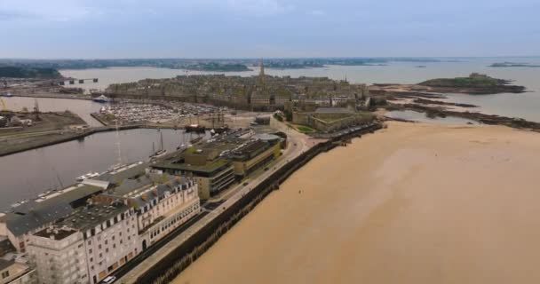 Frankrijk Bretagne Saint Malo Drone Luchtfoto Boven Het Oude Stadscentrum — Stockvideo