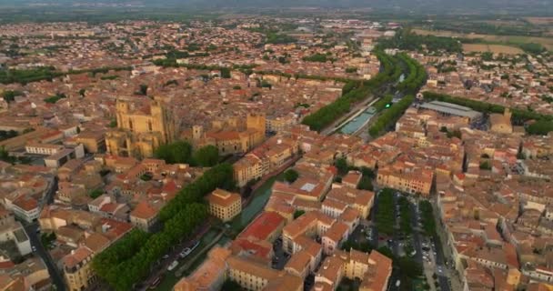 Ilmakuva Narbonnen Vanhasta Kaupungista Ranskassa Kesällä — kuvapankkivideo