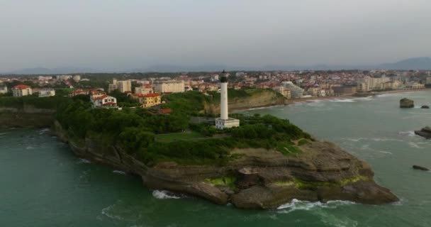 Biarritz Frankrig Luftudsigten Klippe Fyrtårn Biarritz Ved Solnedgang – Stock-video