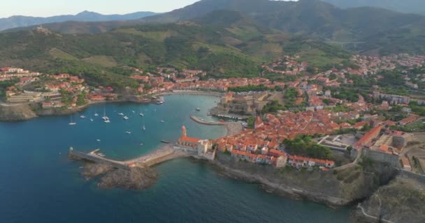 Αεροφωτογραφία Collioure Πόλη Κοντά Στο Perpignan Λιμάνι Davall Παραλία Και — Αρχείο Βίντεο